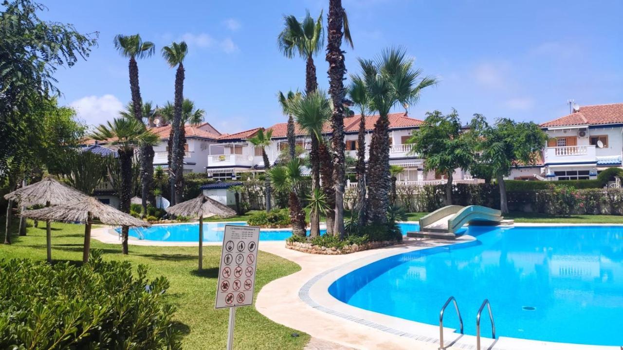 Apartamento Parquemar Apartment Ла Мата Екстериор снимка